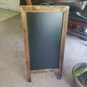 Chalk board easle